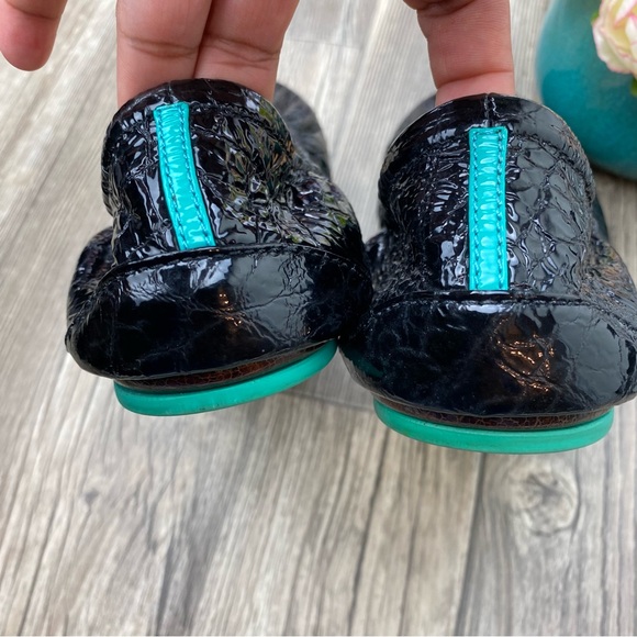 Tieks Obsidian Black Flats Size 12 - Picture 5 of 9